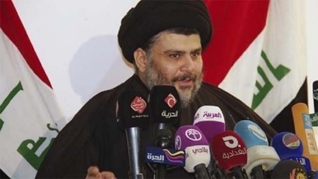 Irak'ta Sadr'a bağlı bakanlar istifa etti