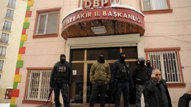 DBP Diyarbakır İl Örgütü’ne polis baskını