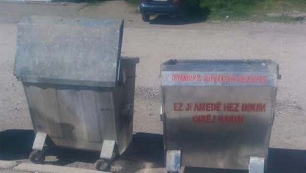 Çöp konteyneri 'örgüt propagandası' sayıldı