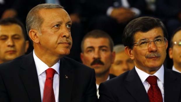 Rus uzmanlar: Erdoğan ve Davutoğlu'nun arasını Kürt sorunu açtı