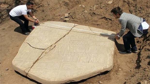 Elazığ’da 2700 yıllık rölyef bulundu