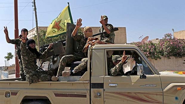 Kürd güçleri Rakka'da ilerliyor. IŞİD yöneticileri de şehri terketti