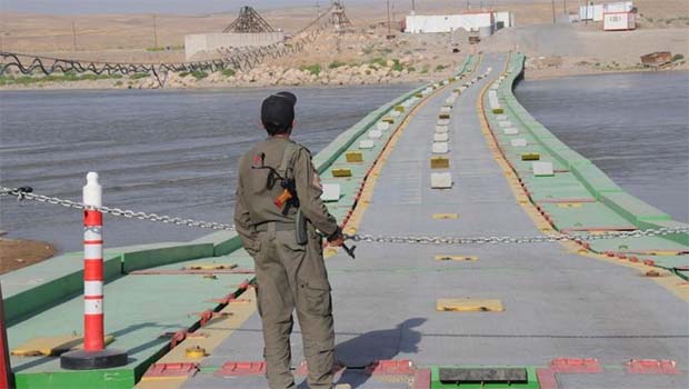Semelka Sınır kapısı şartlı açıldı: Rojava'da Gümrük vergisi alınmayacak!