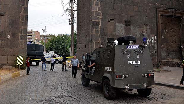Diyarbakır'ın 3 ilçesinde sokağa çıkma yasağı