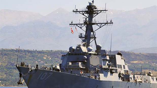 ABD ve Rus askeri gemilerinden tehlikeli yakınlaşma