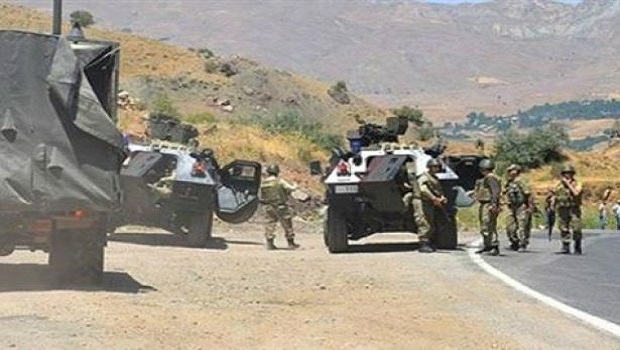 Bitlis'te askeri konvoya saldırı