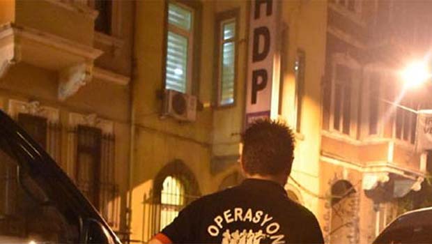 İstanbul'da HDP'ye operasyon: 17 gözaltı