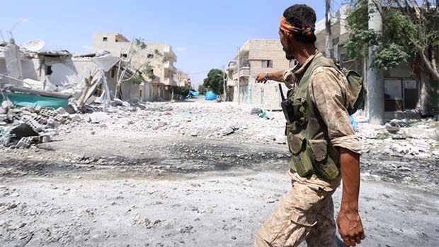 Arap komutan: IŞİD bizi zorla PYD ile müttefik yaptı