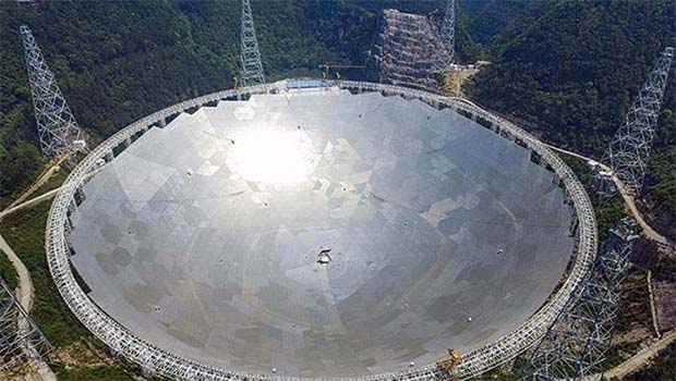 Çin dünyanın en büyük radyo teleskobunu faaliyete geçirdi