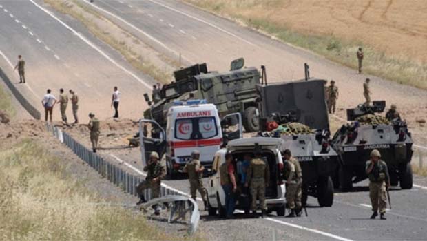 PKK'den 4 ayrı saldırı: 5 asker yaşamını yitirdi