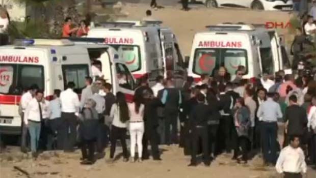 Antalya'da patlama: Olay yerine ambulanslar sevk edildi