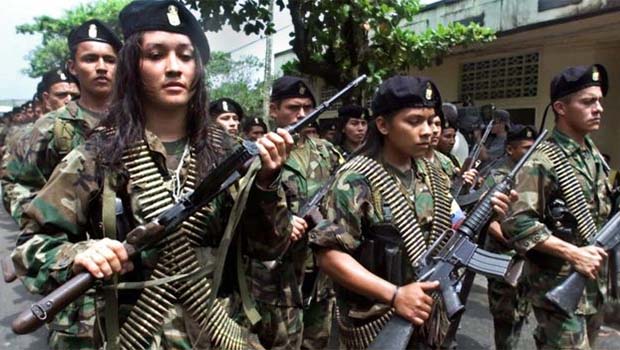 FARC'tan Barışa bir adım daha... Silahları bırakıyor!
