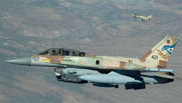 İsrail savaş uçakları Şam'ı vurdu