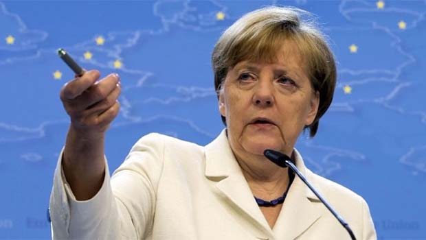 Merkel'den çağrı: Mümkün olan her yerde yasaklansın