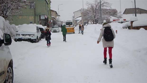 Kürt ilçesinde okullara 2 günlüğüne kar tatili