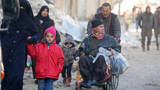 Rusya: Halep'te tahliyeler devam ediyor