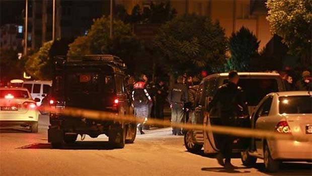 Antalya'da jandarma ekiplerine silahlı saldırı