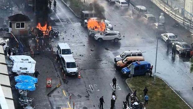 İzmir Valisi: Saldırıyı PKK gerçekleştirdi