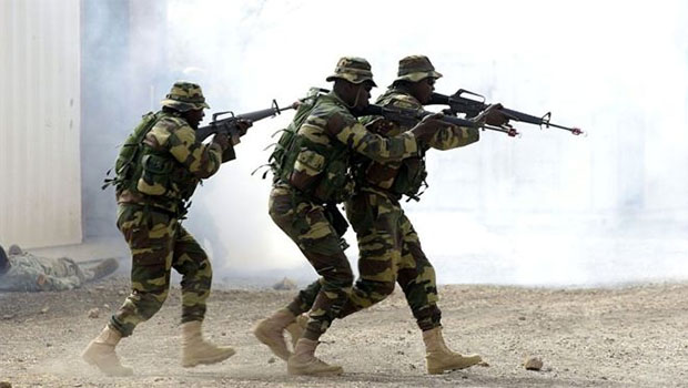 Senegal ordusu: Gambiya’ya girdik