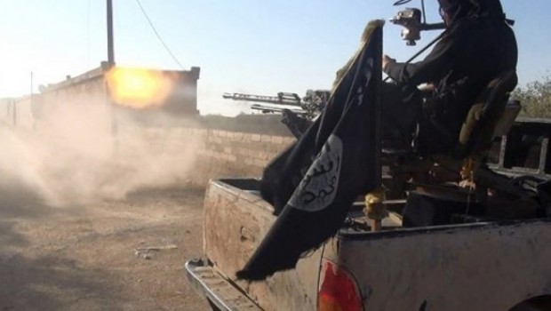 IŞİD Batı Rakka’da karşı saldırı başlattı