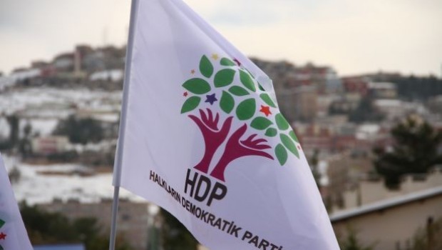 HDP’li iki vekilin duruşmaları ertelendi