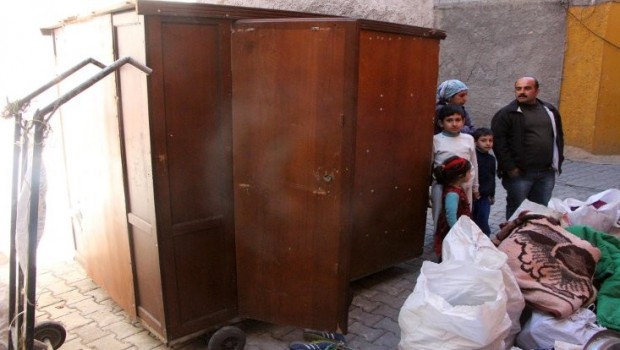 Urfa'da gardrop 5 kişilik aileye ev oldu