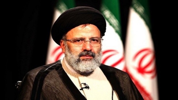 İran seçimlerinde Ruhani'ye zorlu rakip!