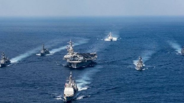 Japon savaş gemileri Kore yarımadasında ABD donanmasına katılıyor