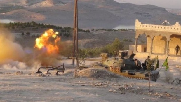 Tabka'da kuşatılan IŞİD, saldırılarını artırdı