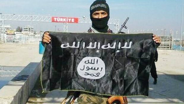Guardian'dan çarpıcı iddia: IŞİD'liler Türkiye'ye kaçıyor!