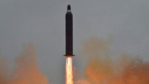 Kuzey Kore’den gerilime rağmen balistik füze denemesi