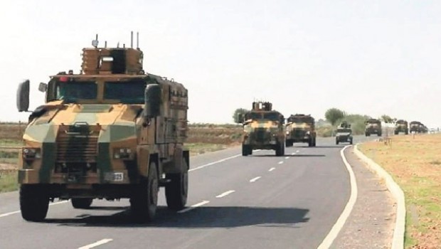 Cizre'de askeri araç devrildi