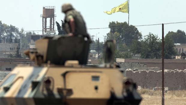SOHR: Türkiye, Afrin sınırına askeri yığınak yapıyor