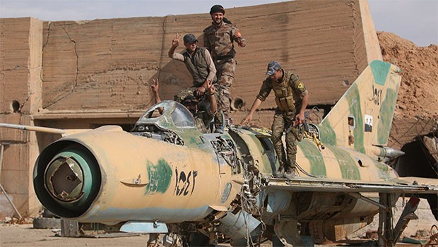 YPG, Tabka Hava Üssü'nü ABD'ye tahsis ediyor