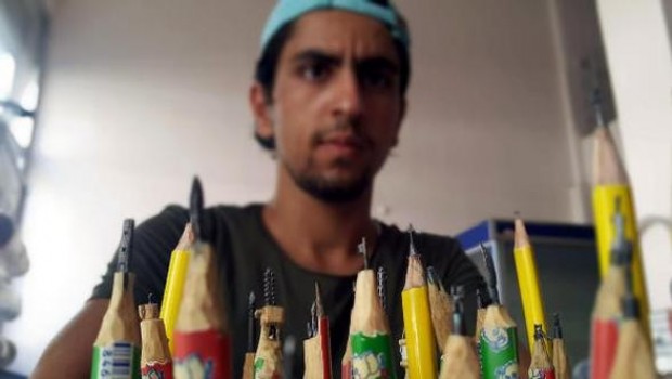 Mardin - Dünyayı kurşun kalem ucuna sığdırıyor