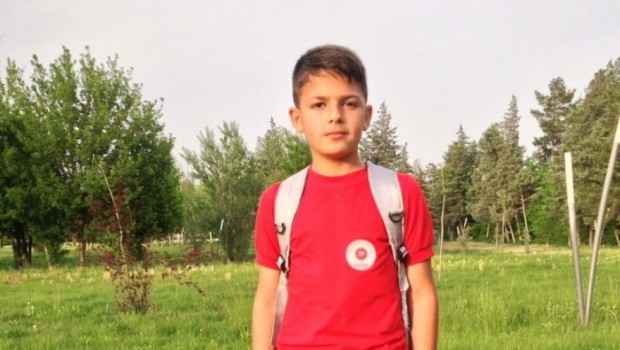 Rojava'lı Muhammed Batman'da okul birincisi oldu