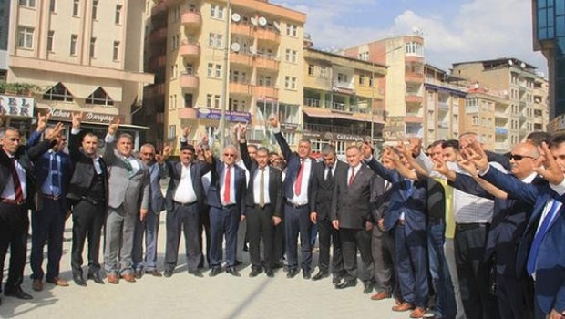 MHP Hakkari'de büro açtı