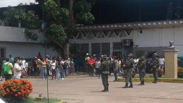 Venezuela'da hapishanede çatışma: 37 ölü