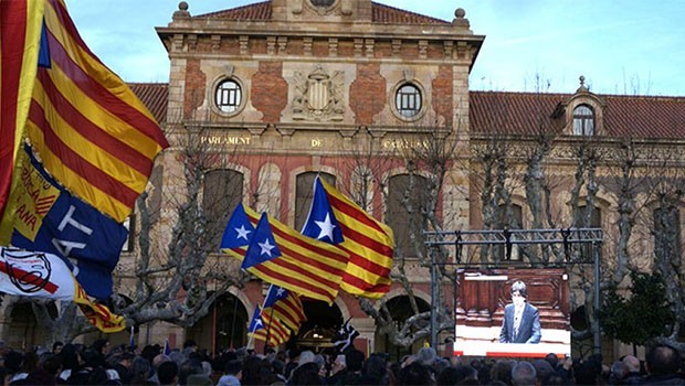 Katalonya 1 Ekim'de bağımsızlık için Referanduma gidiyor