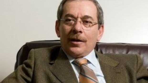 AKP kurucularından Abdüllatif Şener'den referandum açıklaması