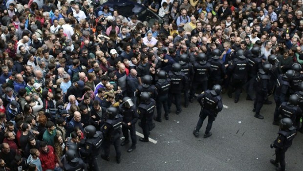 Katalonya'da genel grev ilan edildi
