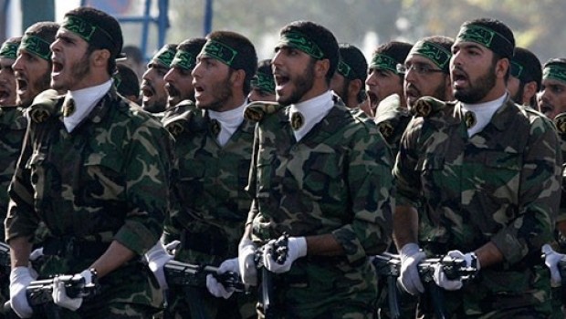 Suudi Arabistan: İran'ın sınırlandırılması için desteğe hazırız