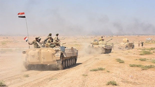 Irak ordusu IŞİD’in elindeki son kasabaya harekat başlattı