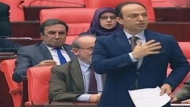Meclis'te 'Ben Kürdistan vekiliyim' diyen Baydemir'e ceza verildi
