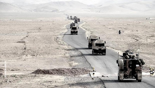 Afganistan'da NATO konvoyuna bombalı saldırı