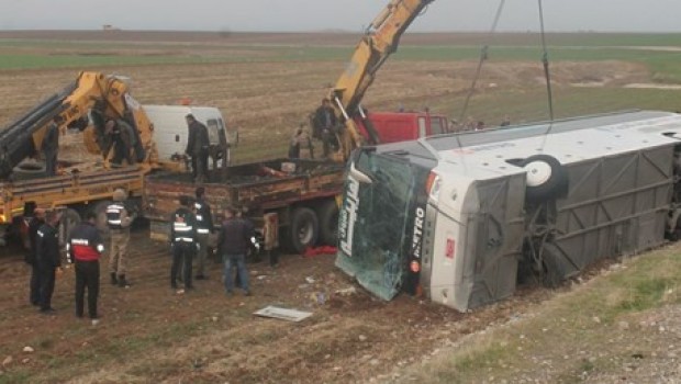Silopi'de otobüs devrildi: 9 ölü, 28 yaralı