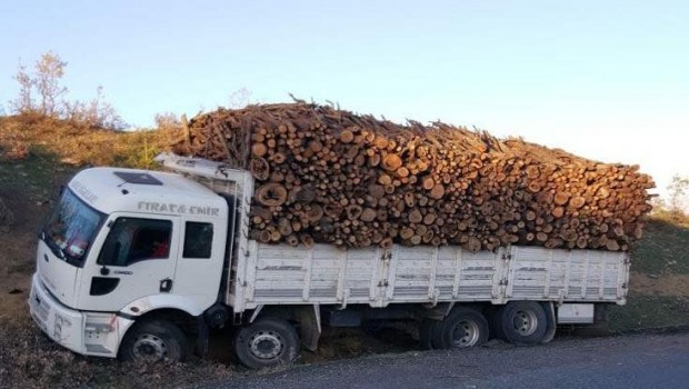 Diyarbakır'da koruculara saldırı