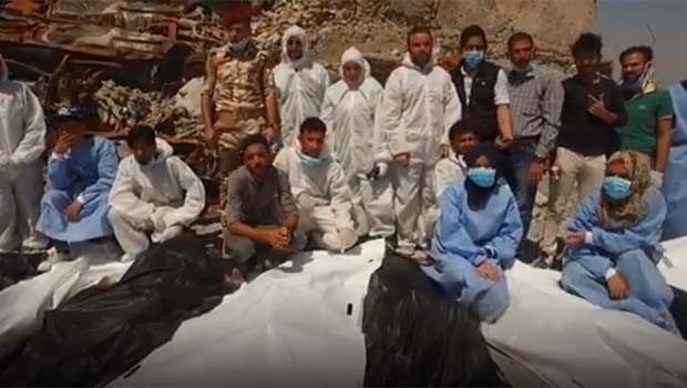 Musul: Enkaz altından haftada 100 ceset çıkarılan kent