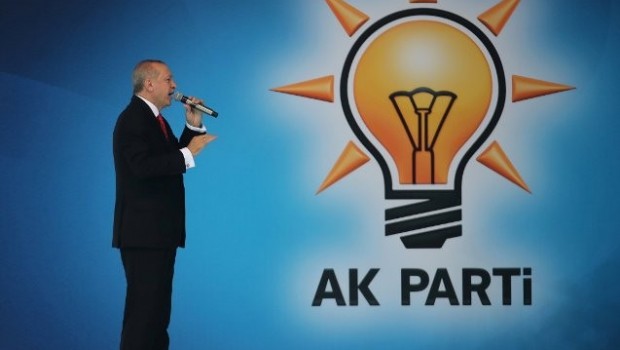 AK Parti beyannamesinde Kürt kelimesi sadece bir defa geçti