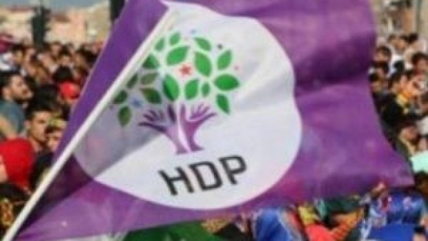 Seçim mitinglerini yasaklayan Almanya'dan HDP'ye izin çıktı